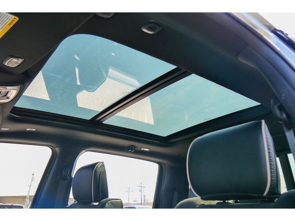 2025 RAM 1500 Laramie Night Edition