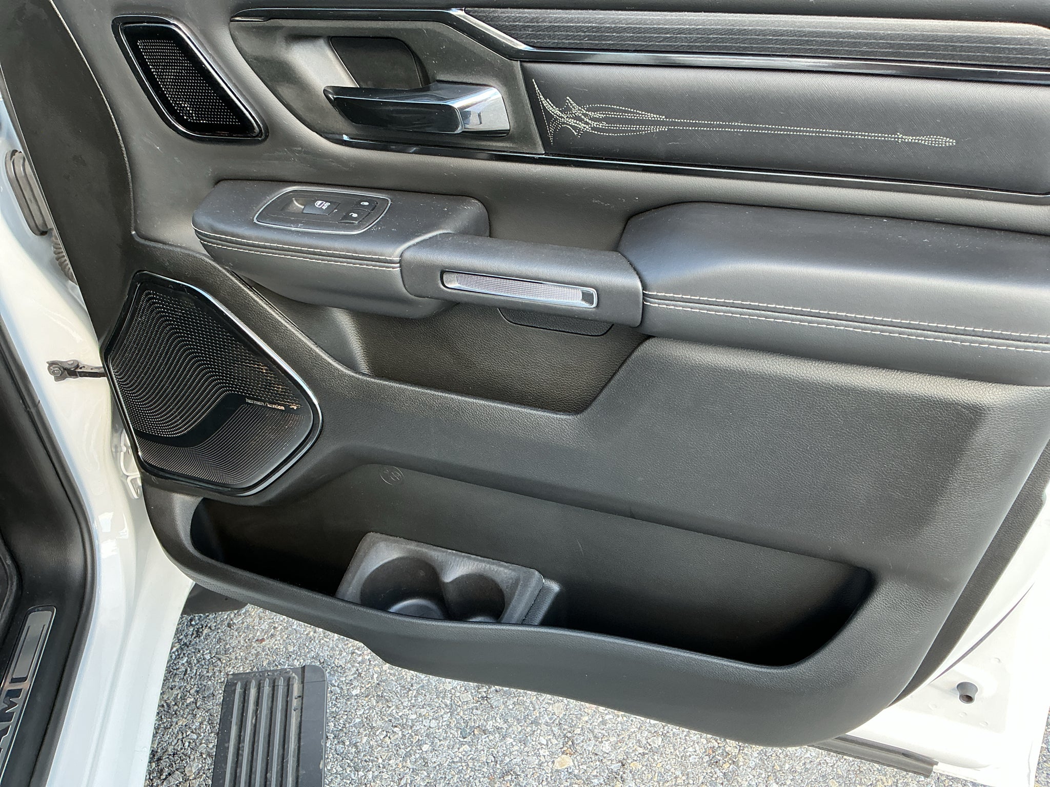 2023 RAM 1500 Limited Night Edition