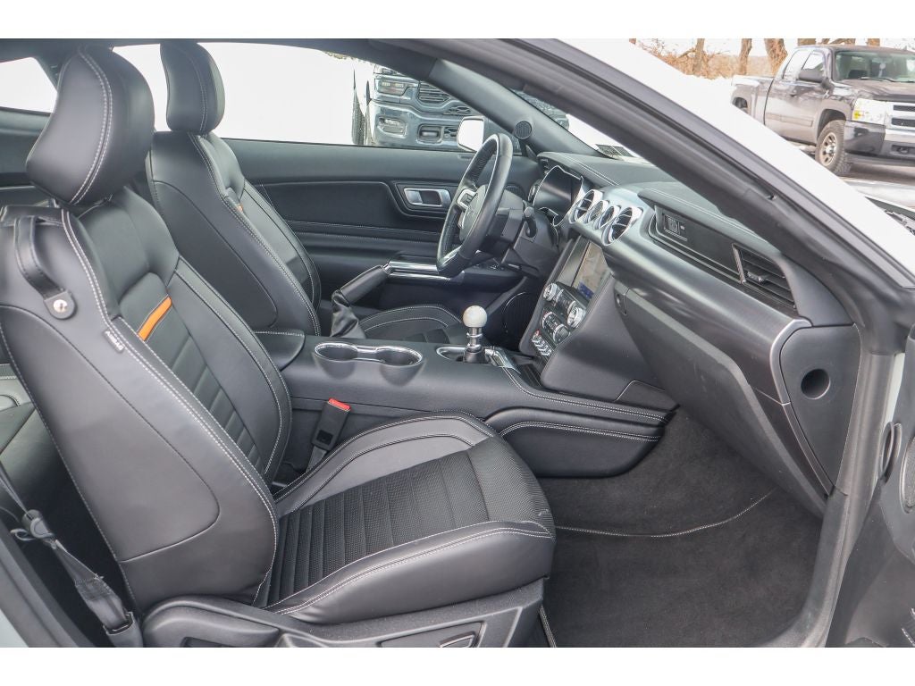 2022 Ford Mustang Mach 1