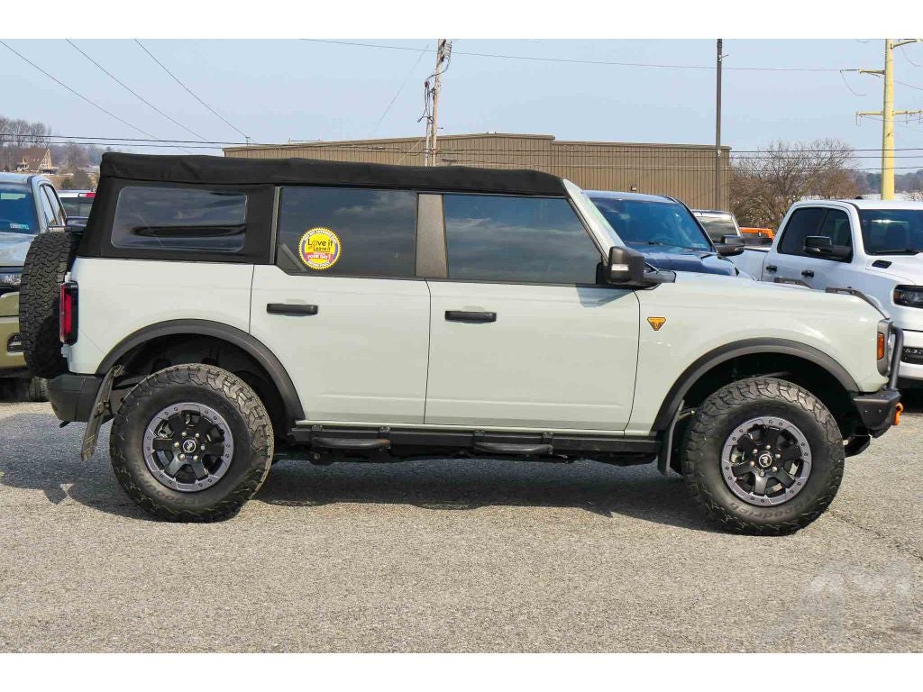 2022 Ford Bronco Badlands