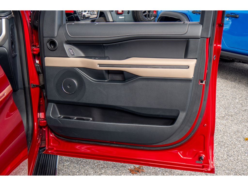 2022 Ford Expedition MAX XLT