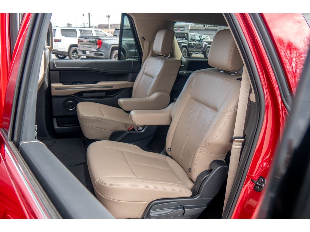 2022 Ford Expedition MAX XLT