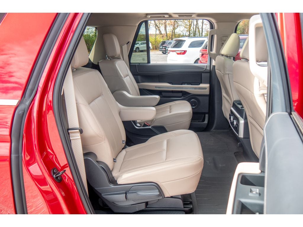 2022 Ford Expedition MAX XLT