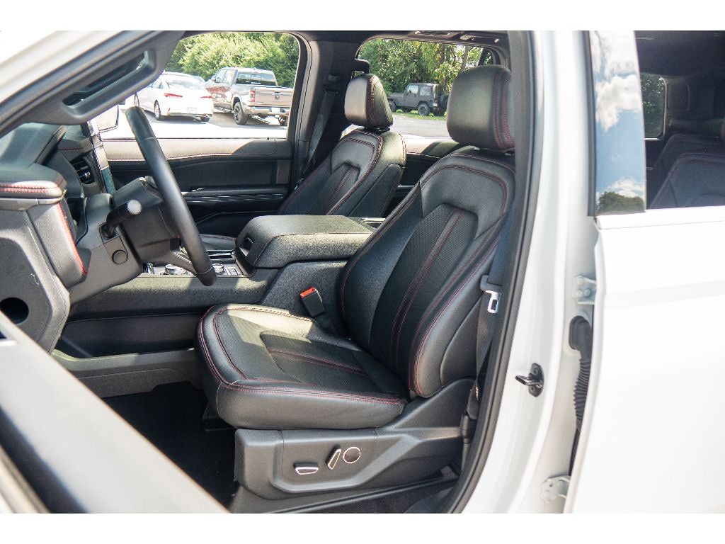2024 Ford Expedition Limited Stealth Ed