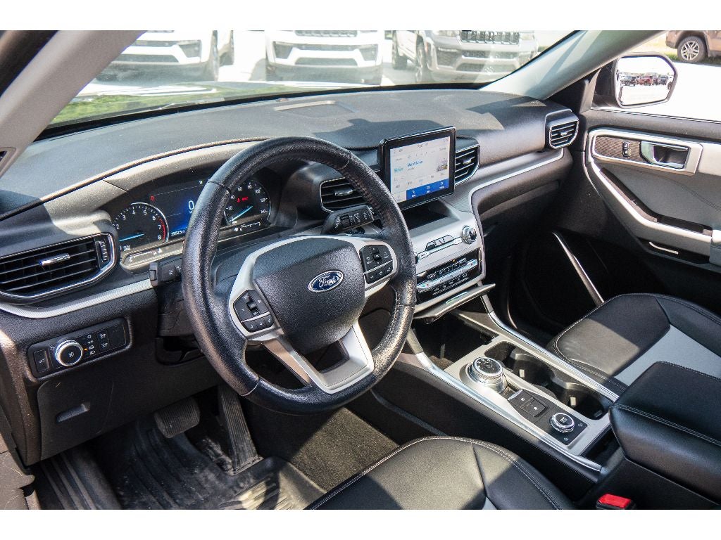 2022 Ford Explorer XLT