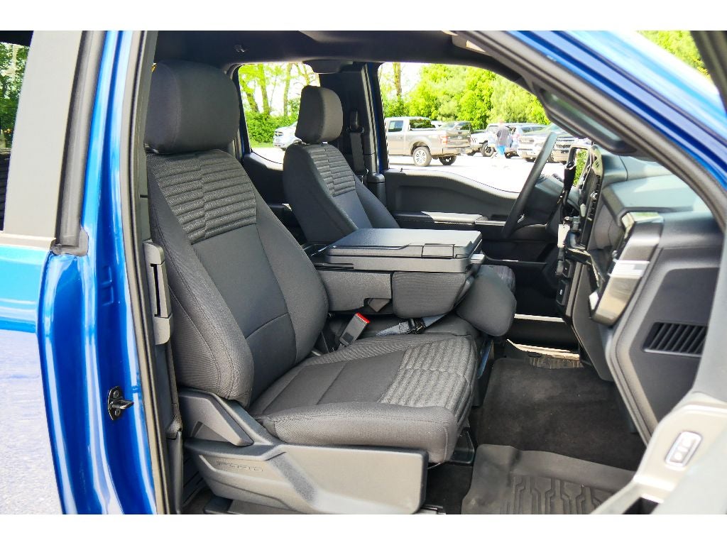2023 Ford F-150 XL STX