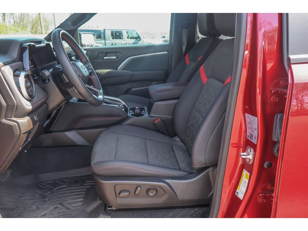 2024 Chevrolet Colorado 4WD Z71