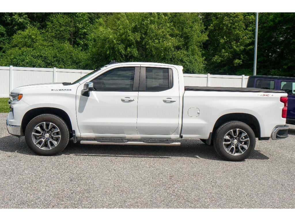 2024 Chevrolet Silverado LT