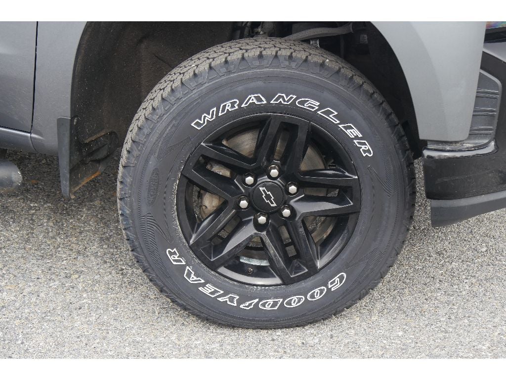 2020 Chevrolet Silverado Custom Trail Boss