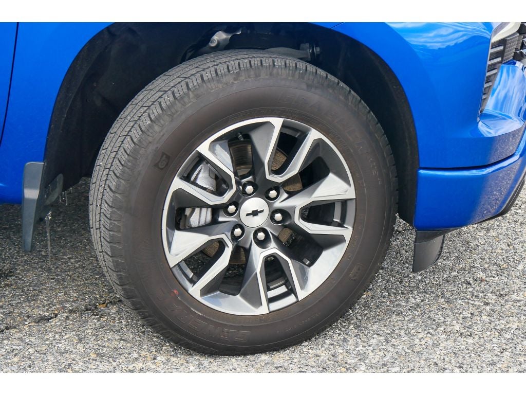 2023 Chevrolet Silverado RST