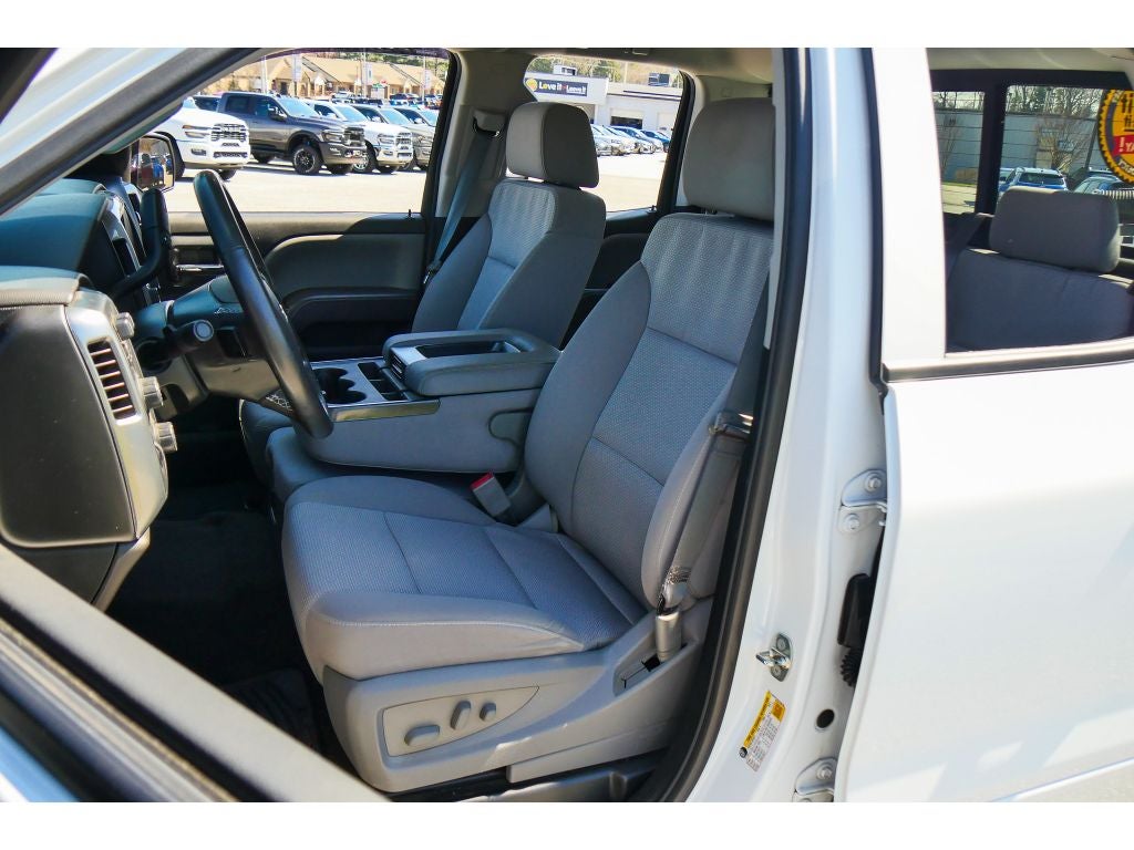 2017 Chevrolet Silverado LT