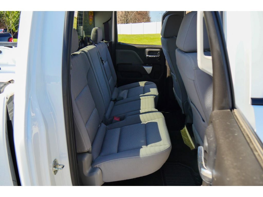 2017 Chevrolet Silverado LT