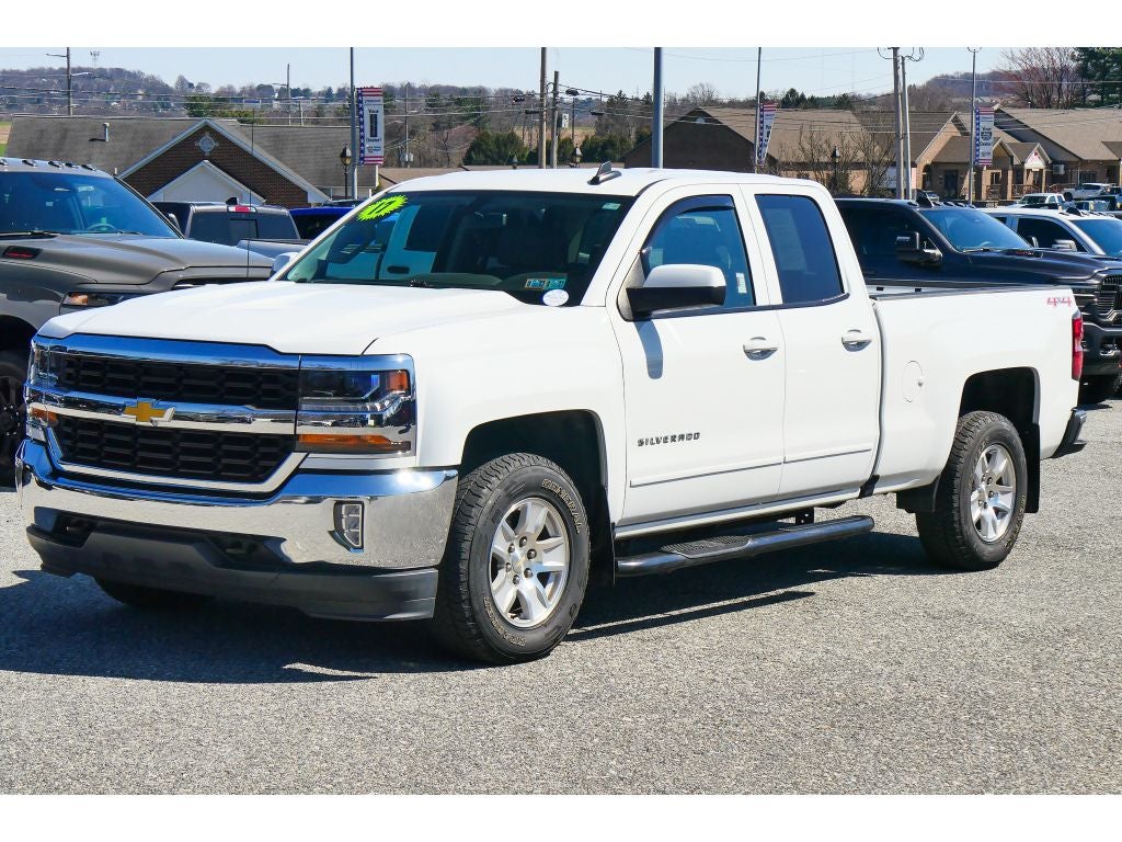 2017 Chevrolet Silverado LT