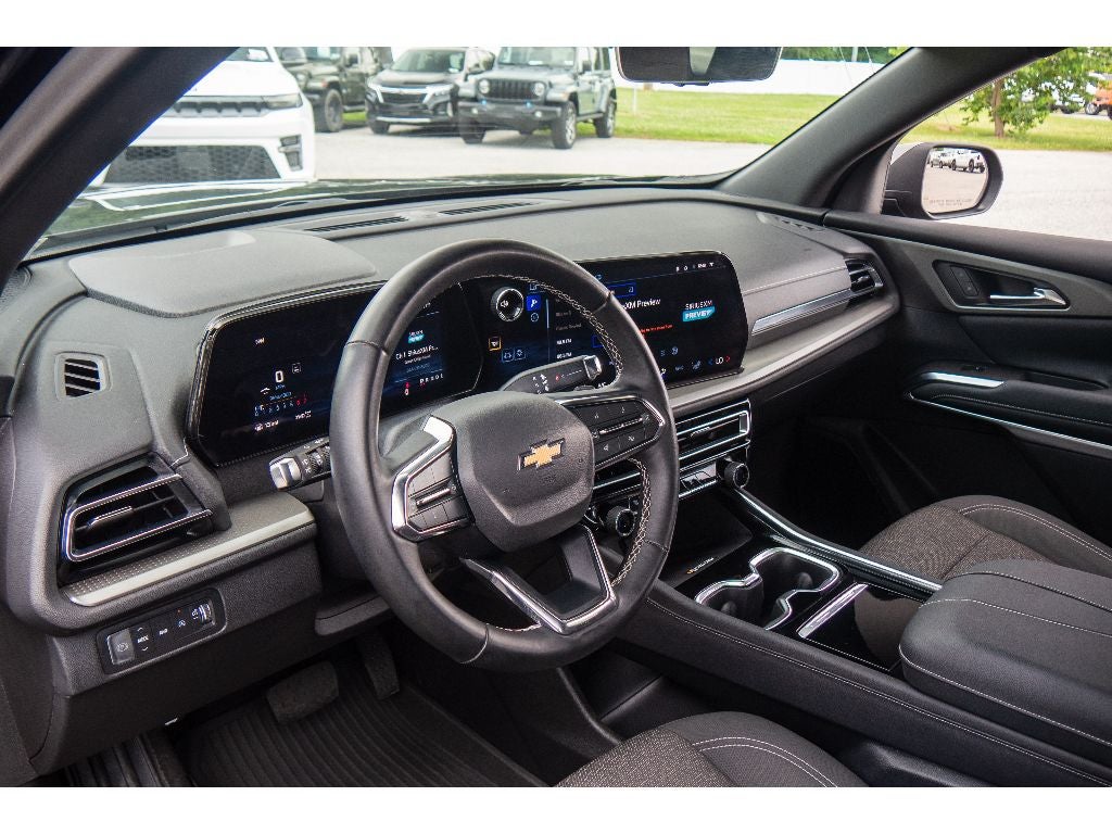 2024 Chevrolet Traverse AWD LT