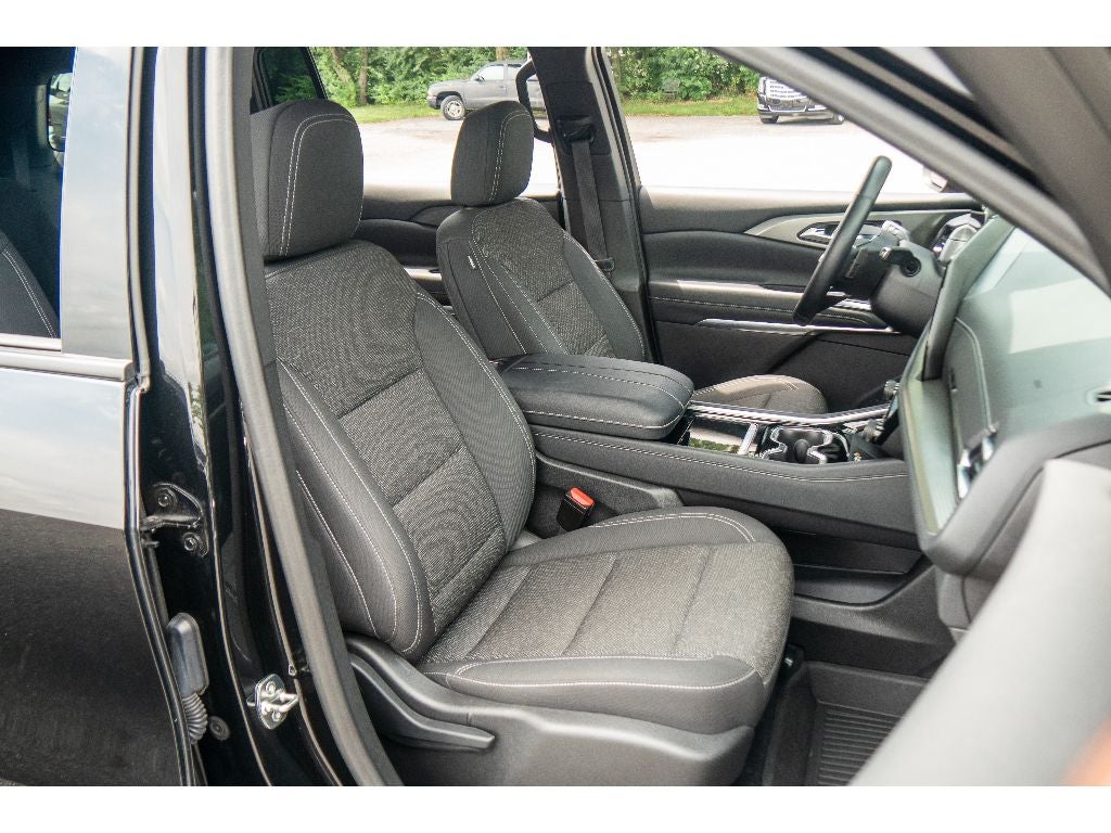 2024 Chevrolet Traverse AWD LT