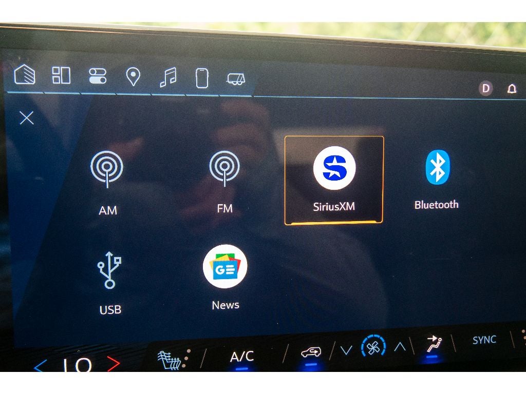 2024 Chevrolet Traverse AWD LT