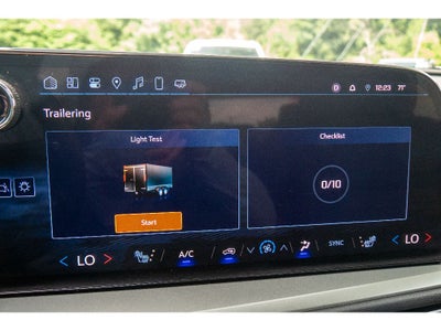 2024 Chevrolet Traverse AWD LT