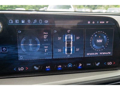 2024 Chevrolet Traverse AWD LT