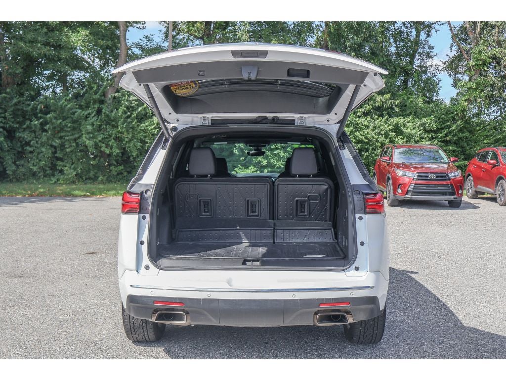 2023 Chevrolet Traverse High Country