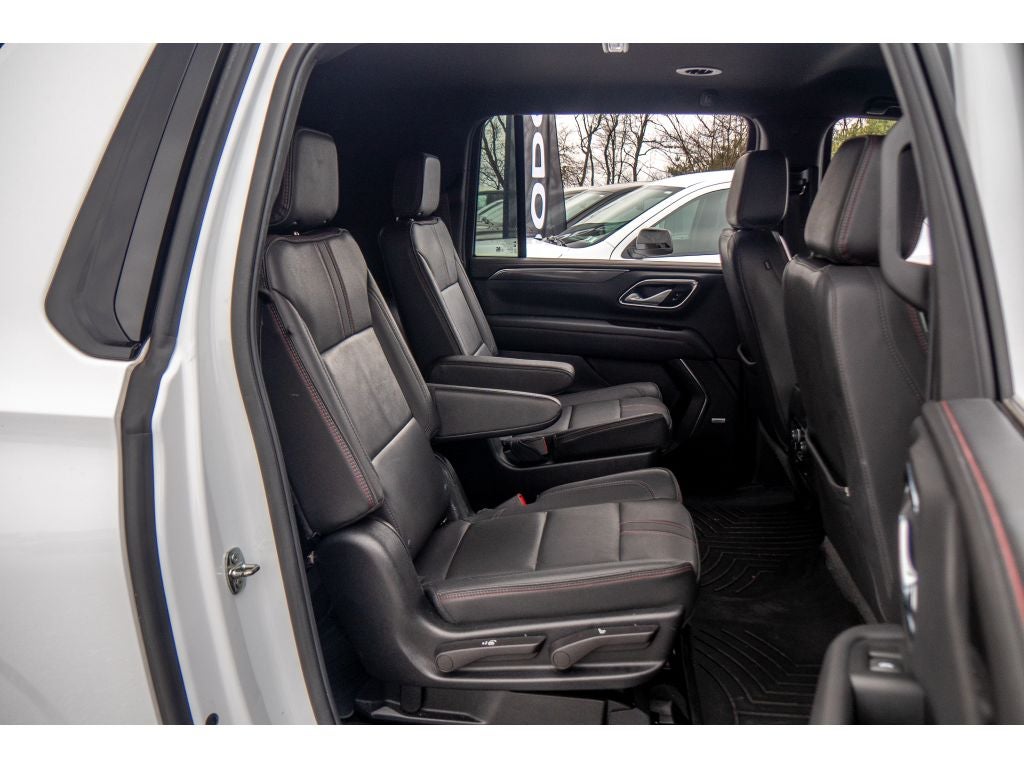 2022 Chevrolet Suburban RST