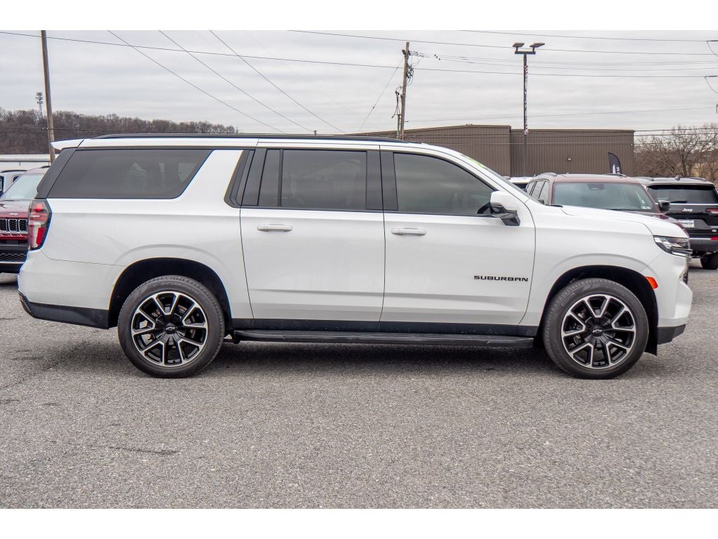 2022 Chevrolet Suburban RST