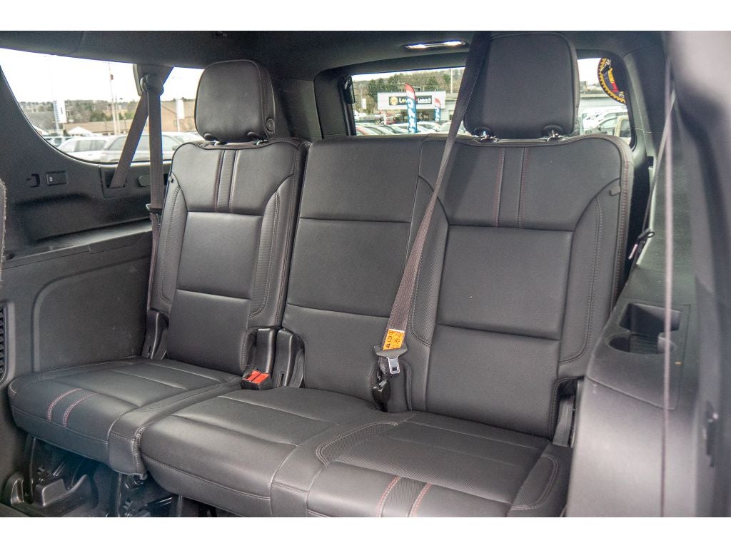 2022 Chevrolet Suburban RST