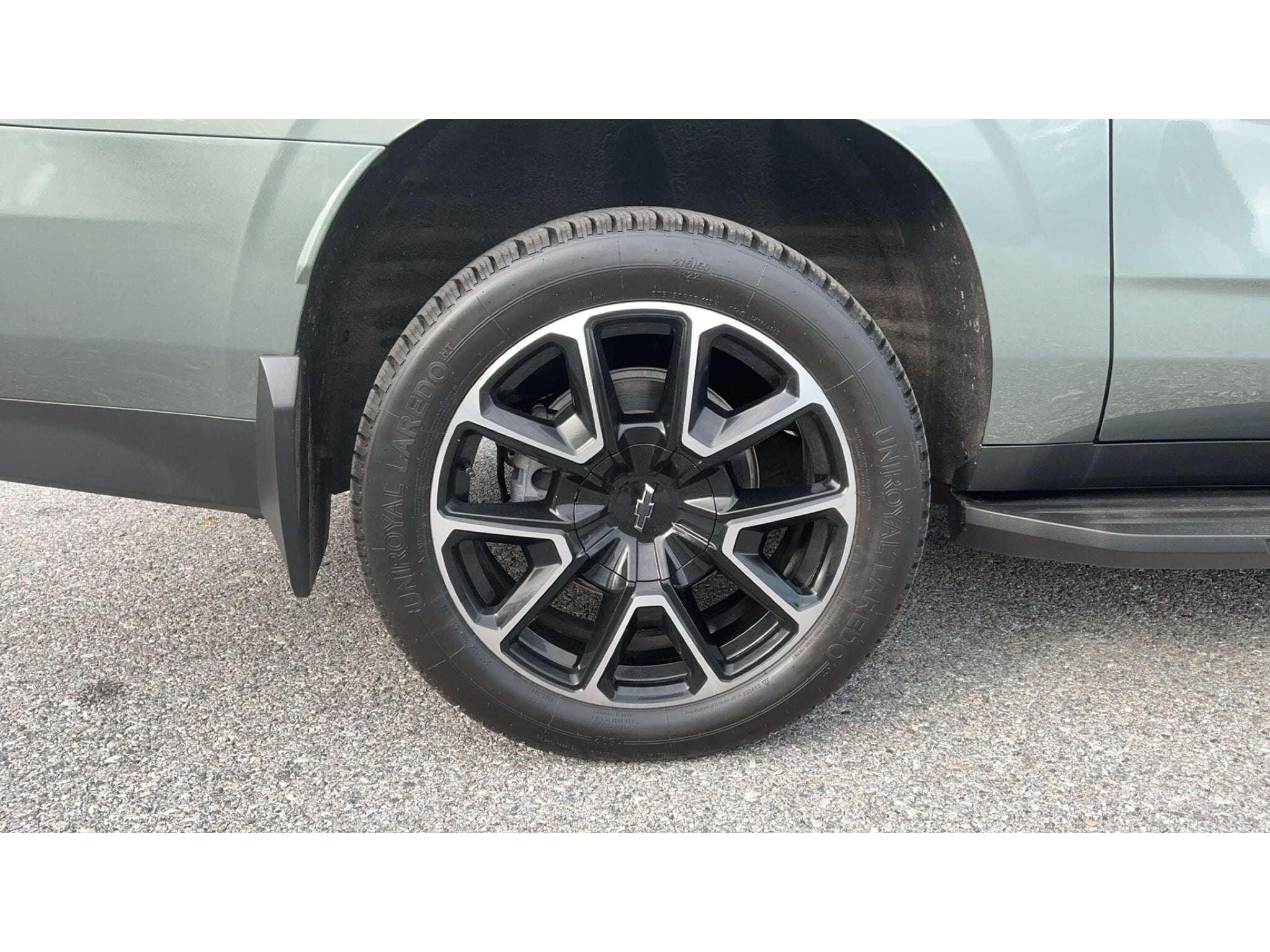 2023 Chevrolet Suburban RST