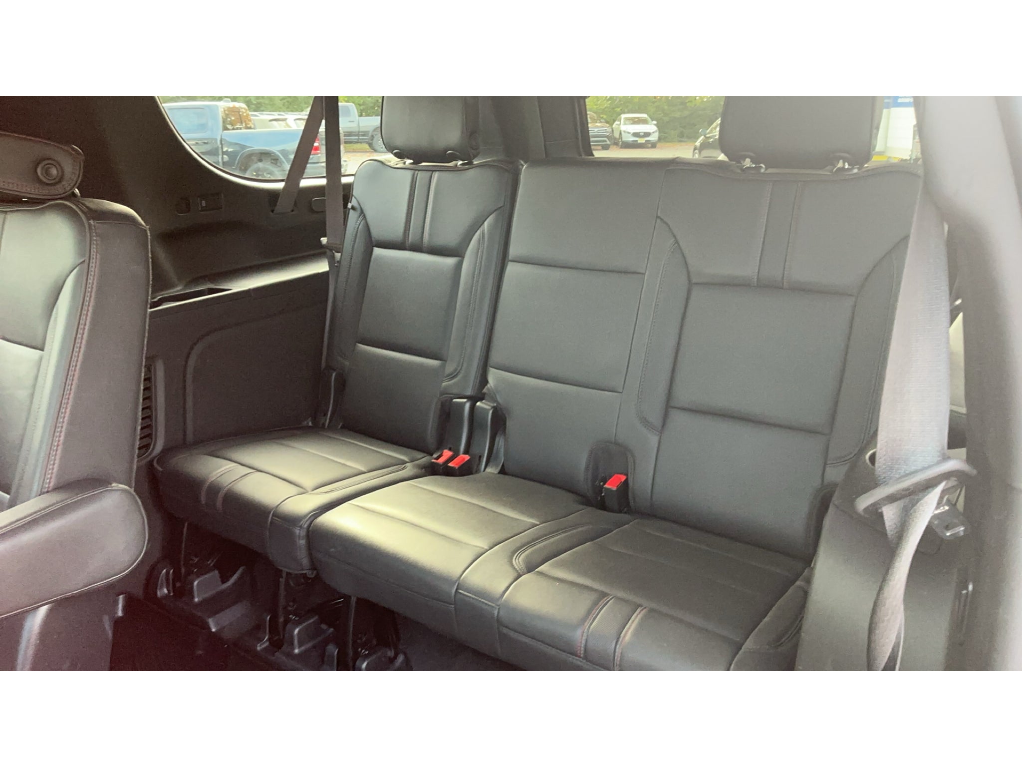 2021 Chevrolet Suburban RST