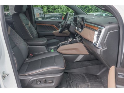 2025 GMC Canyon 4WD Denali
