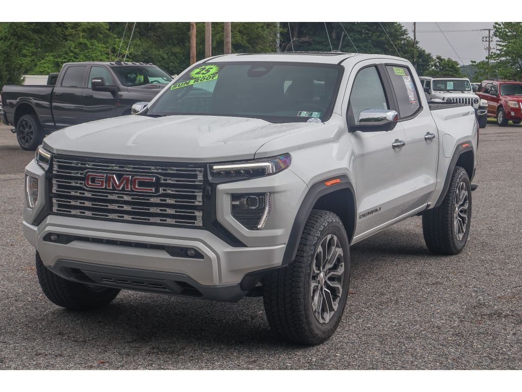2025 GMC Canyon 4WD Denali