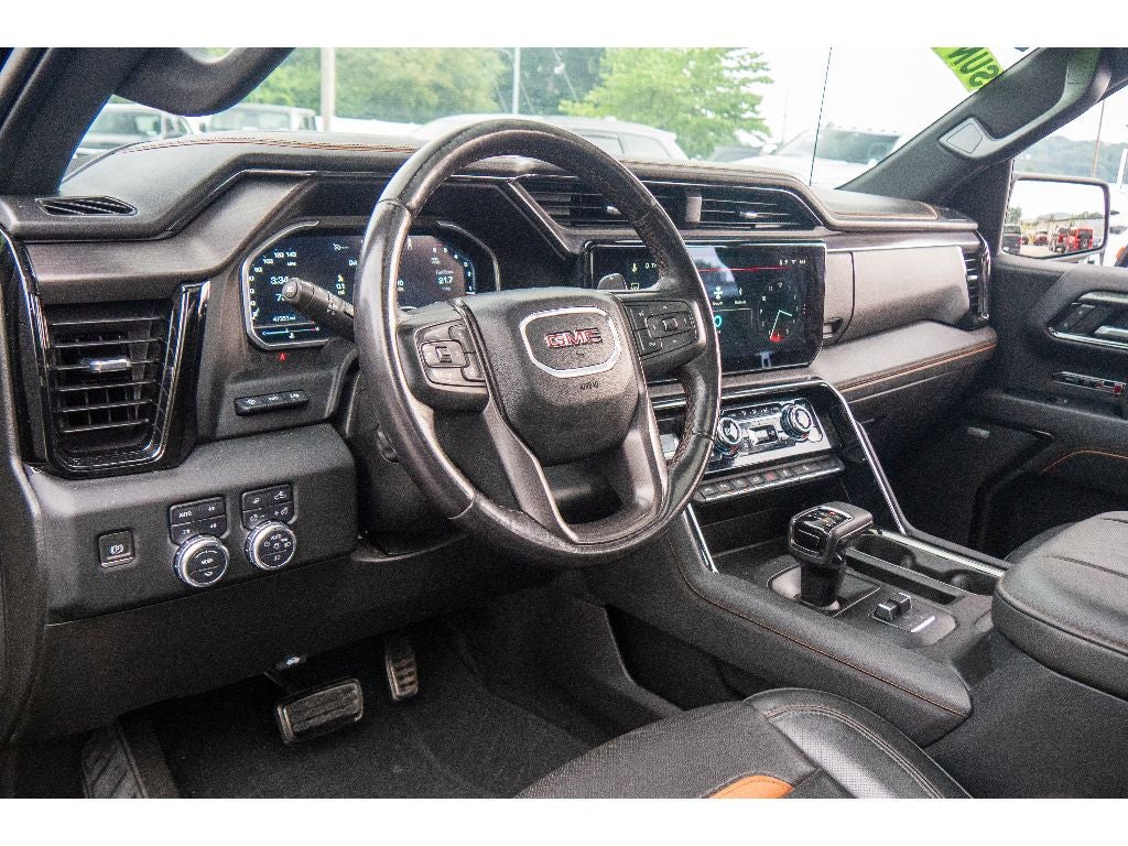 2023 GMC Sierra AT4