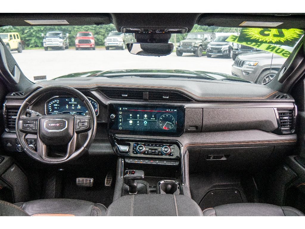 2023 GMC Sierra AT4