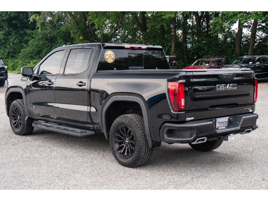 2023 GMC Sierra AT4