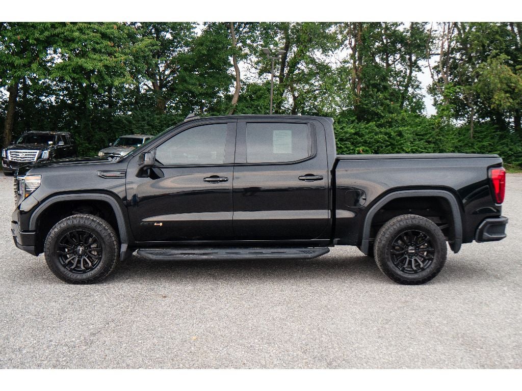 2023 GMC Sierra AT4