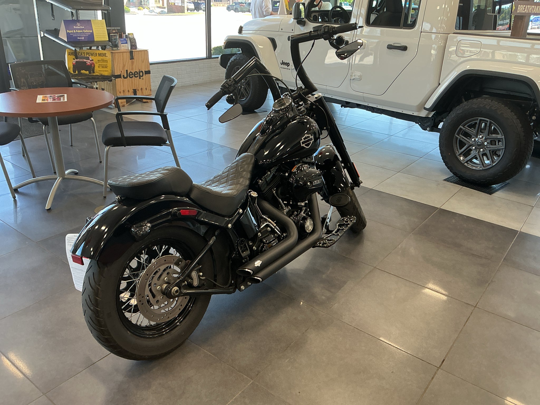 2017 Harley-Davidson FLS Slim Base