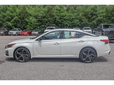 2023 Nissan Altima 2.5 SR