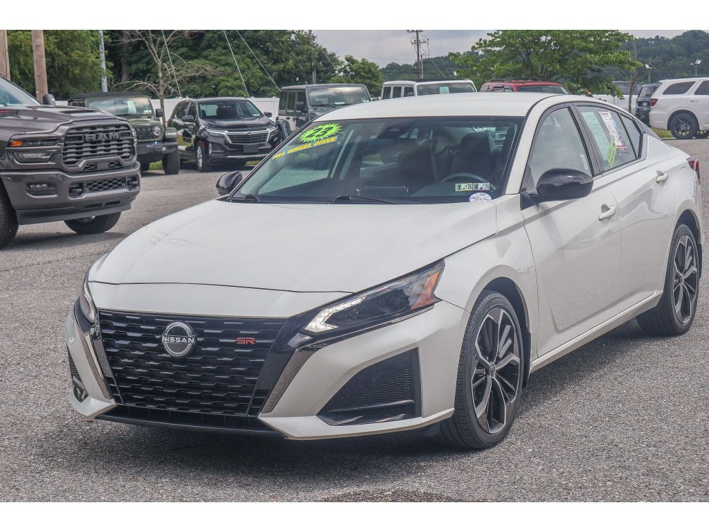 2023 Nissan Altima 2.5 SR