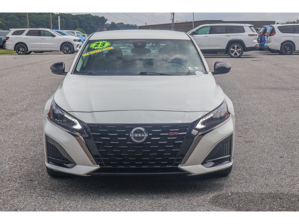 2023 Nissan Altima 2.5 SR