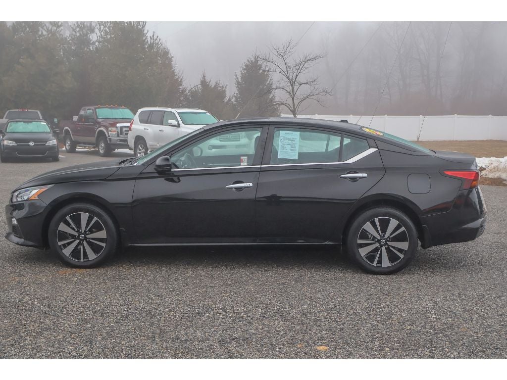 2022 Nissan Altima 2.5 SV