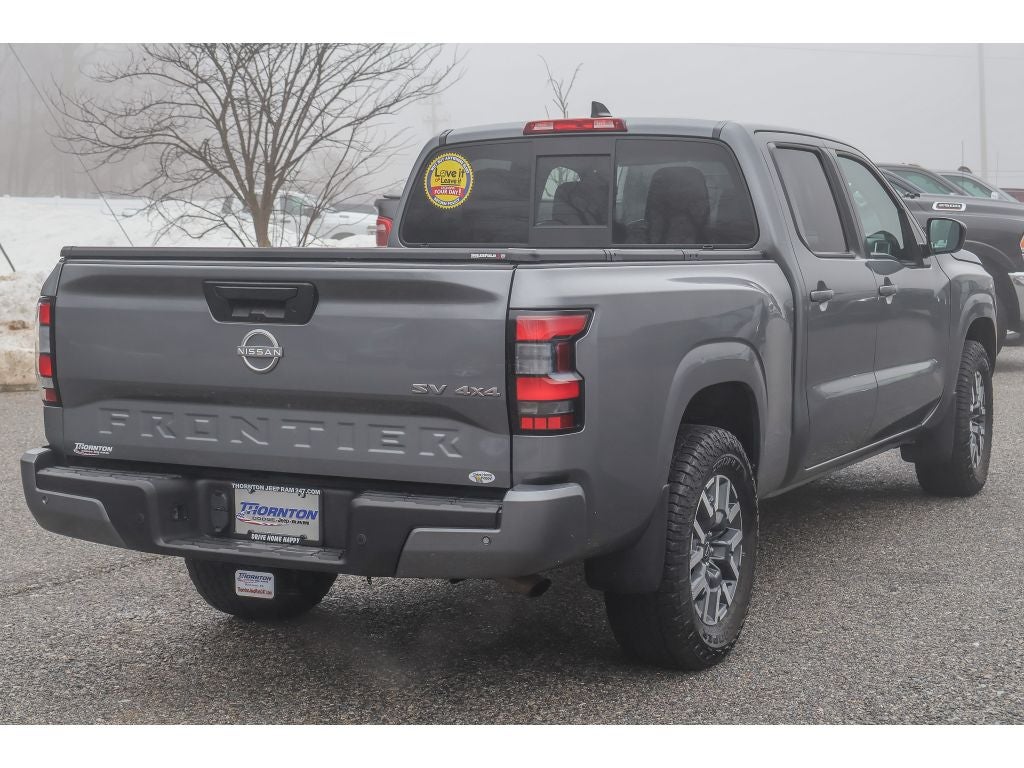 2022 Nissan Frontier SV