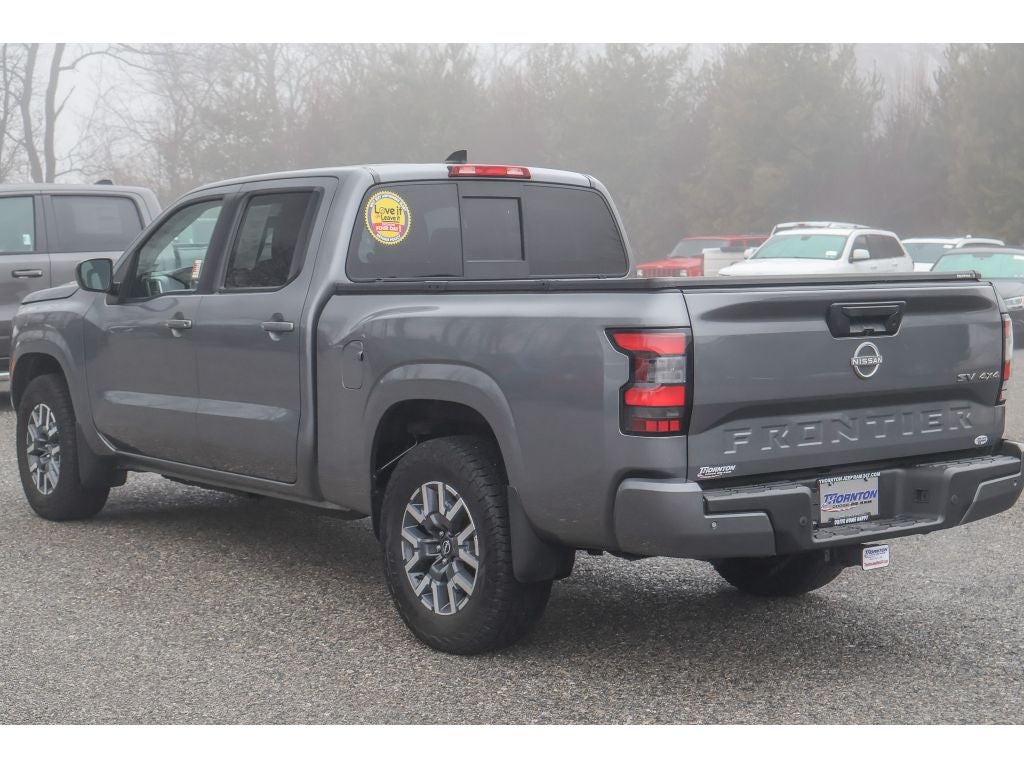 2022 Nissan Frontier SV