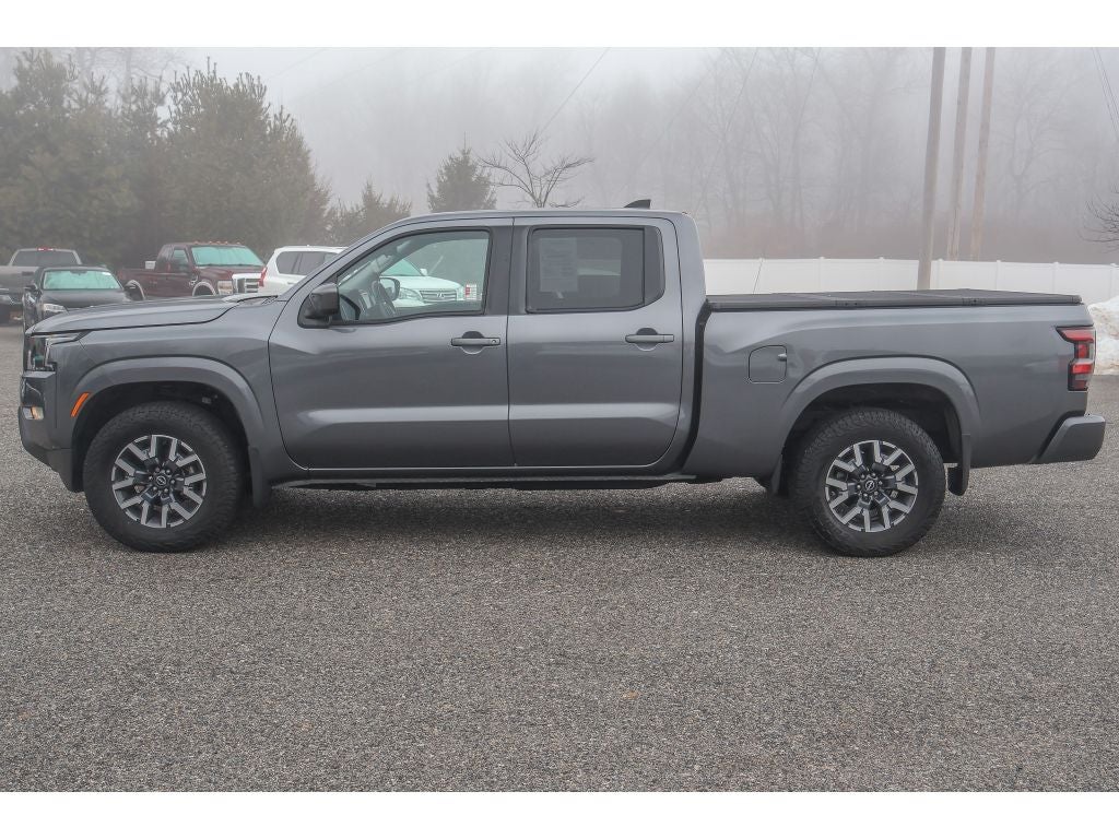 2022 Nissan Frontier SV