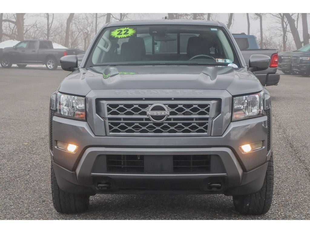2022 Nissan Frontier SV