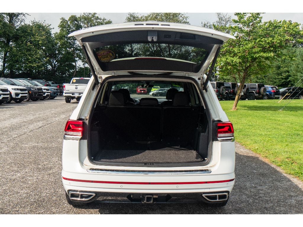 2021 Volkswagen Atlas 3.6L V6 SE w/Technology R-Line