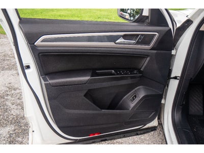 2021 Volkswagen Atlas 3.6L V6 SE w/Technology R-Line
