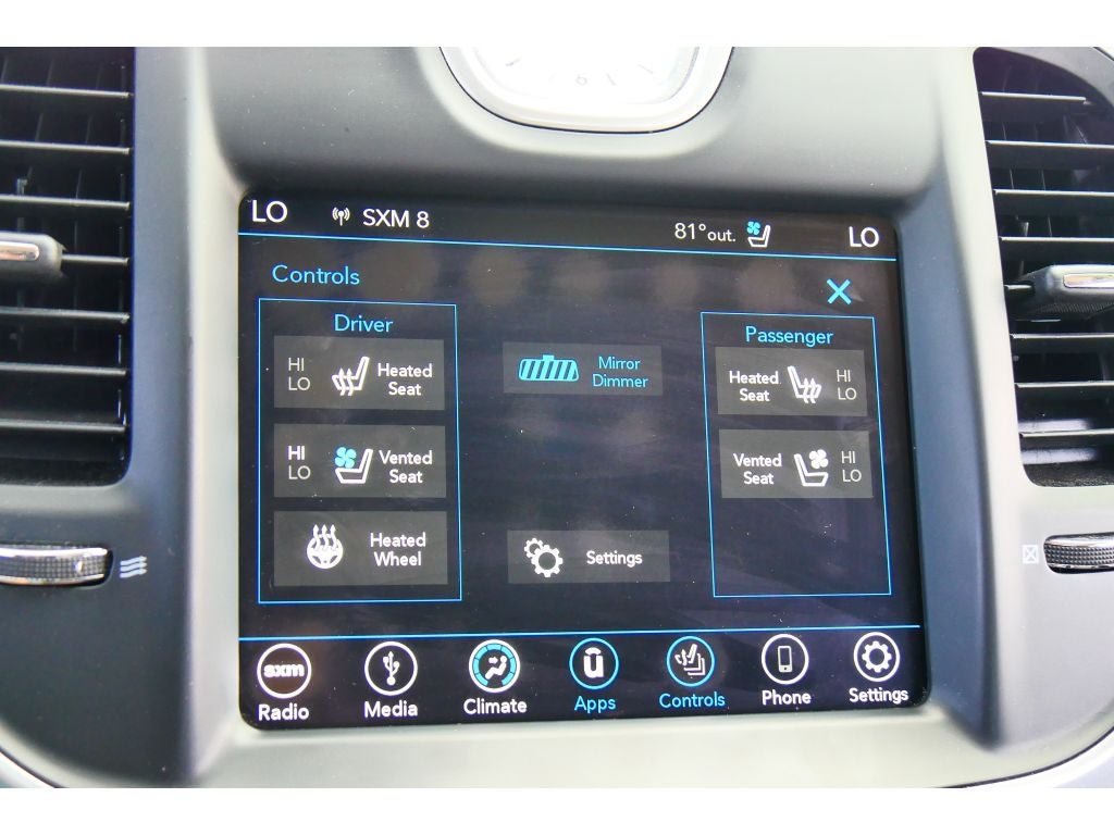 2019 Chrysler 300C Limited