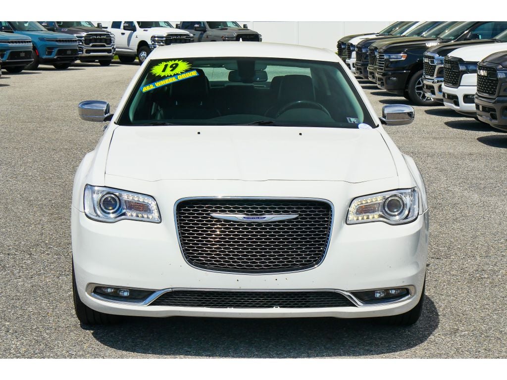 2019 Chrysler 300C Limited