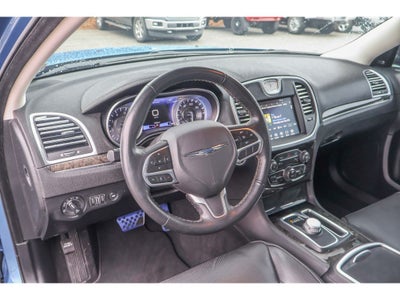 2022 Chrysler 300 Touring L AWD