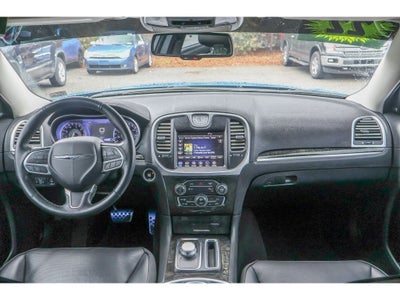 2022 Chrysler 300 Touring L AWD