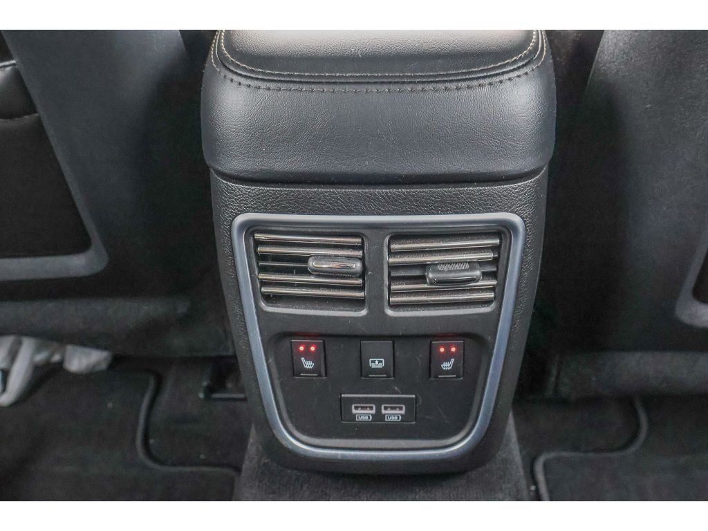 2022 Chrysler 300 Touring L AWD